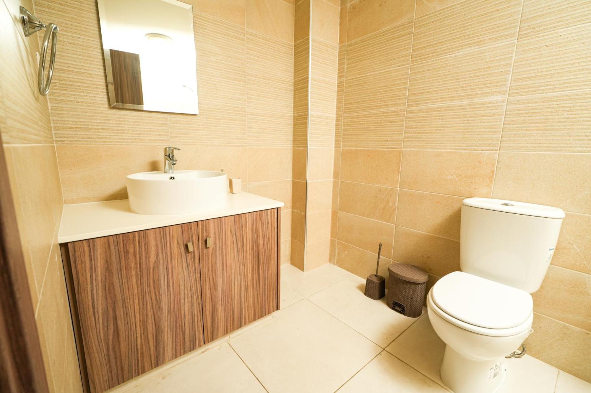 Halcyon Central Apartment Ларнака Екстериор снимка